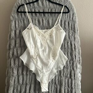 Vintage Victoria’s Secret Lace & Pearl Bodysuit